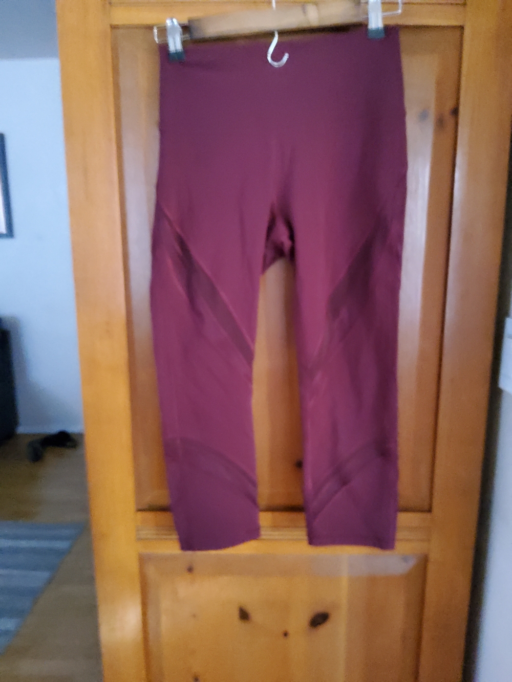 Lululemon Wunder Under High Rise Crop 21" Mesh Size 6 EUC